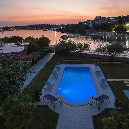 Contessa Del Mar Holiday home